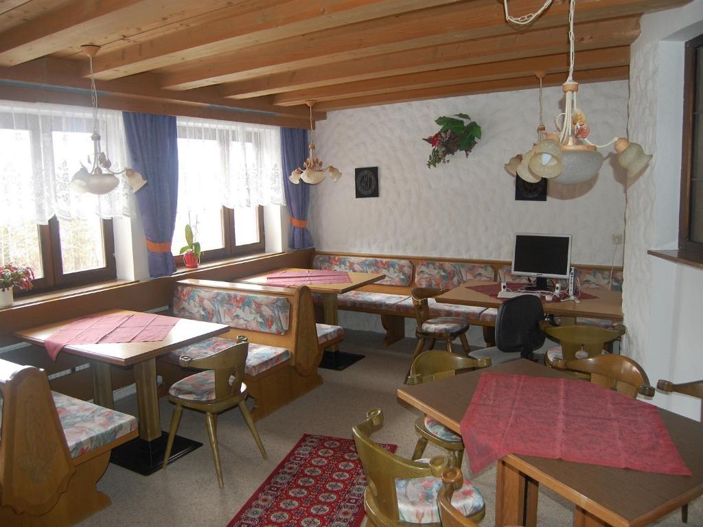 Hotel Panorama Elbigenalp Εξωτερικό φωτογραφία