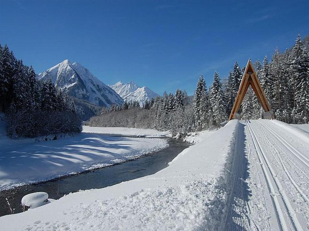 Hotel Panorama Elbigenalp Εξωτερικό φωτογραφία